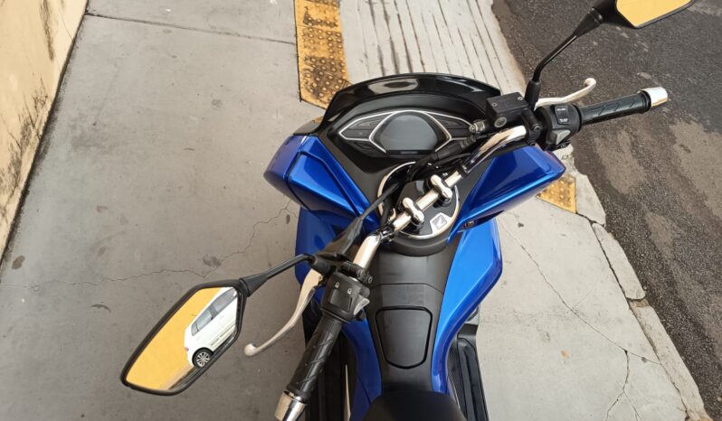 
								Honda PCX Usada full									