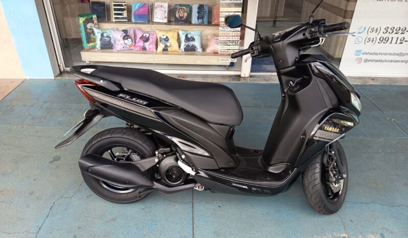 
								Yamaha Fluo 125 ABS full									