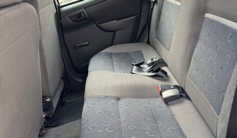
								Chevrolet Celta full									
