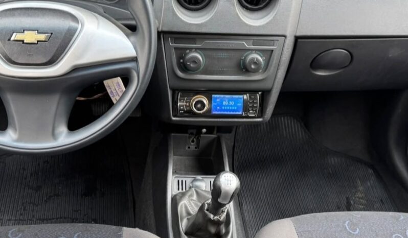 
								Chevrolet Celta full									