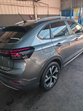 VW – VolksWagen Nivus Highline 1.0 200 TSI Flex Aut.